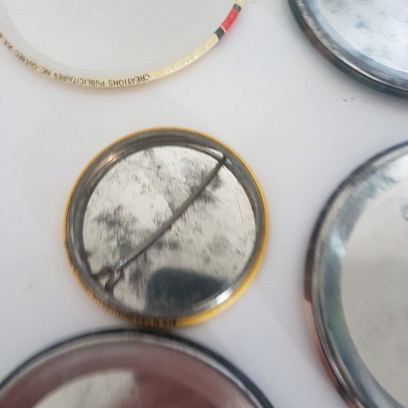 Vintage McDonalds FRENCH Pepsi Pin Back Button Advertisement Quebec Canada RARE - Picture 11 of 14